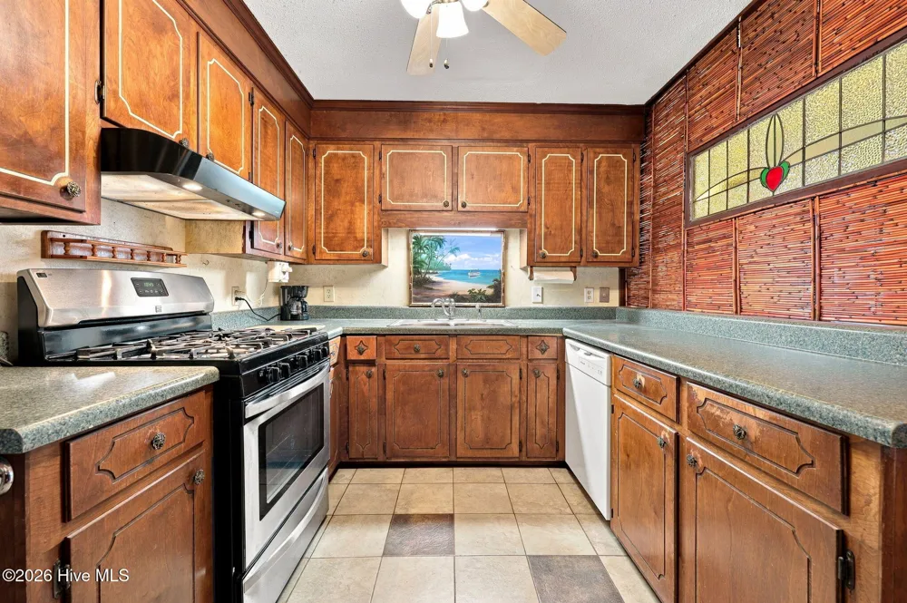 208 Dixon Circle Washington, NC 27889