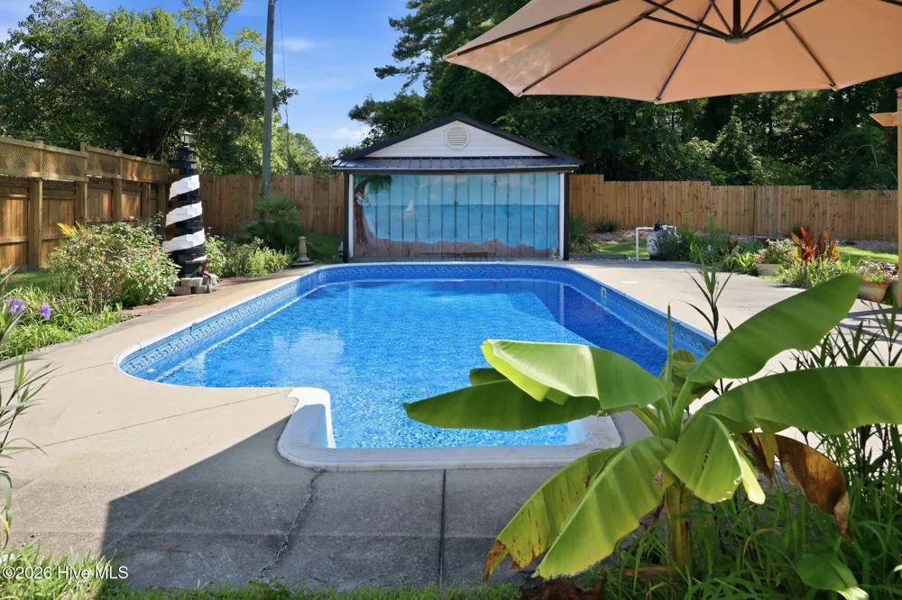 208 Dixon Circle Washington, NC 27889