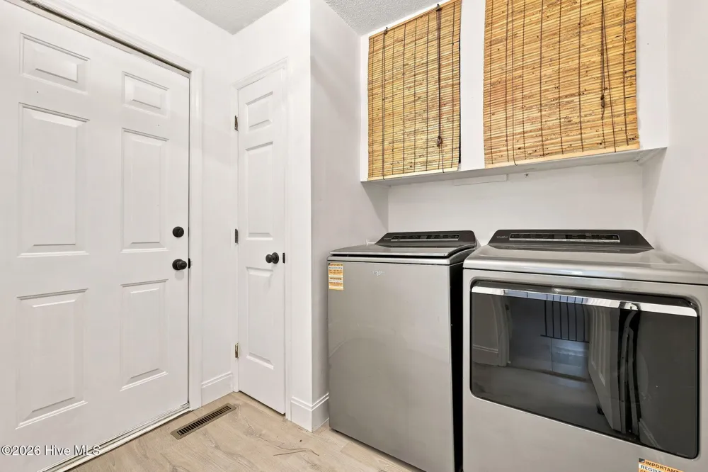 208 Dixon Circle Washington, NC 27889