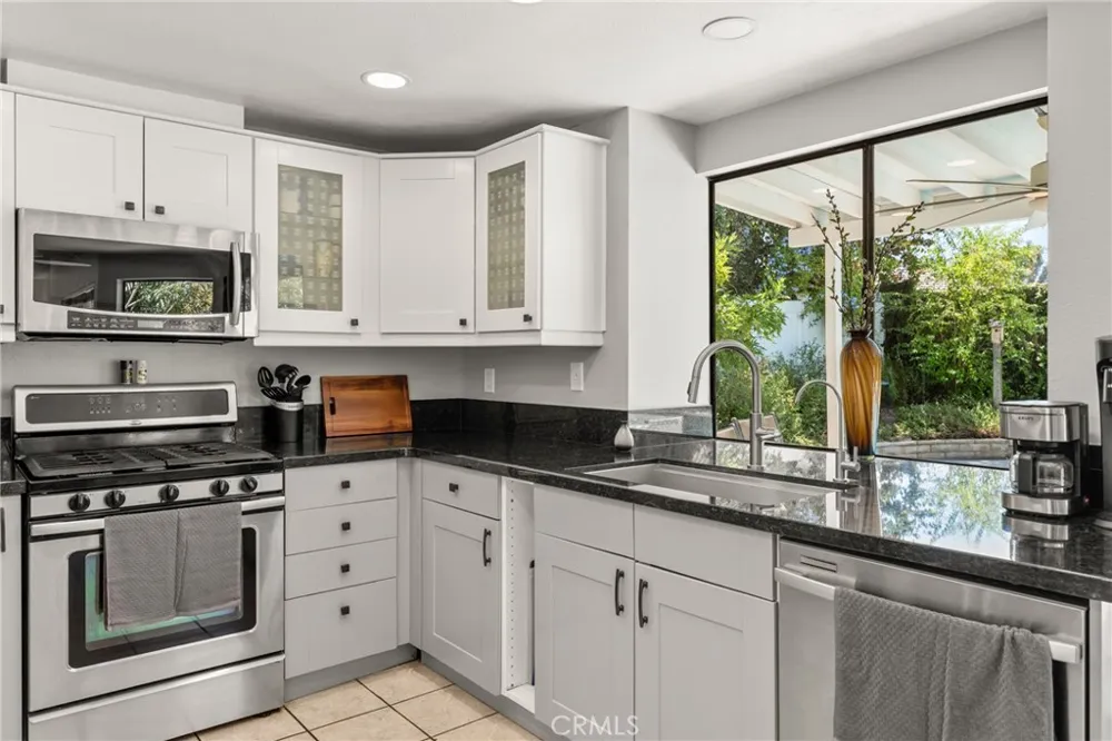 30565 Laramie Avenue Redlands, CA 92374