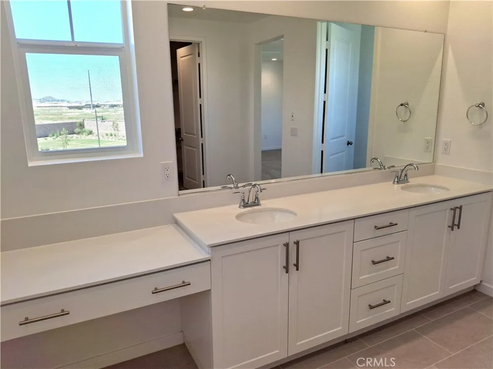 31338 SISKIYOU PASS COURT Winchester, CA 92596