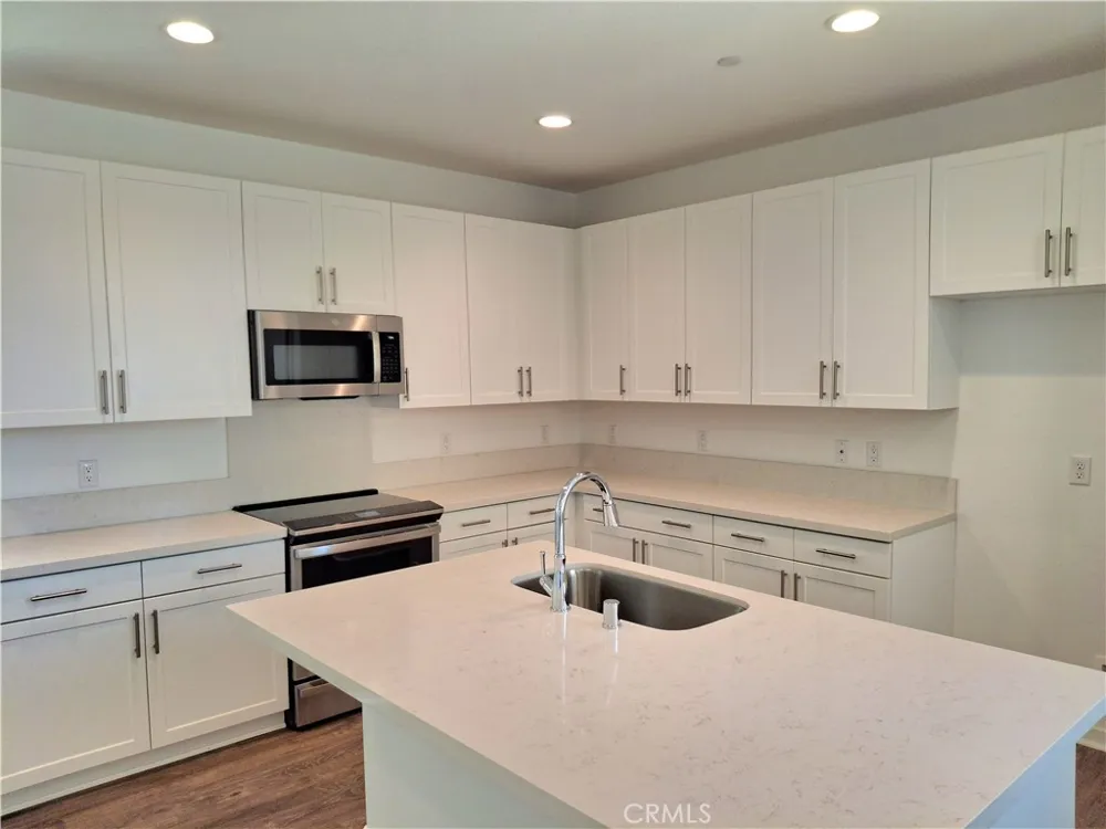 31338 SISKIYOU PASS COURT Winchester, CA 92596