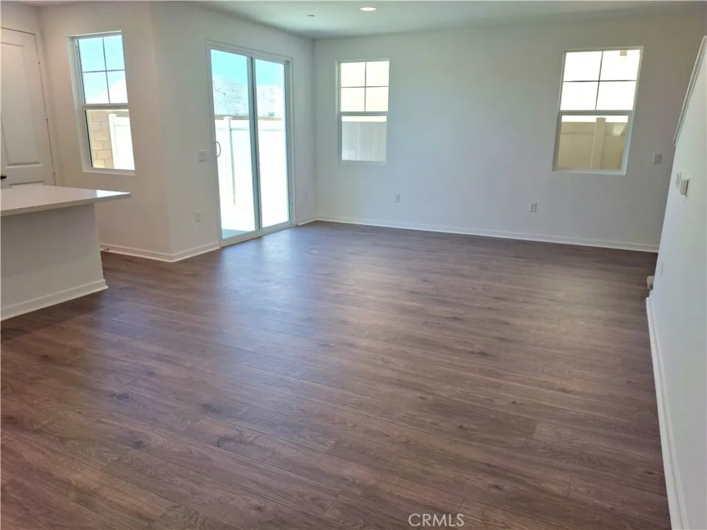 31338 SISKIYOU PASS COURT Winchester, CA 92596
