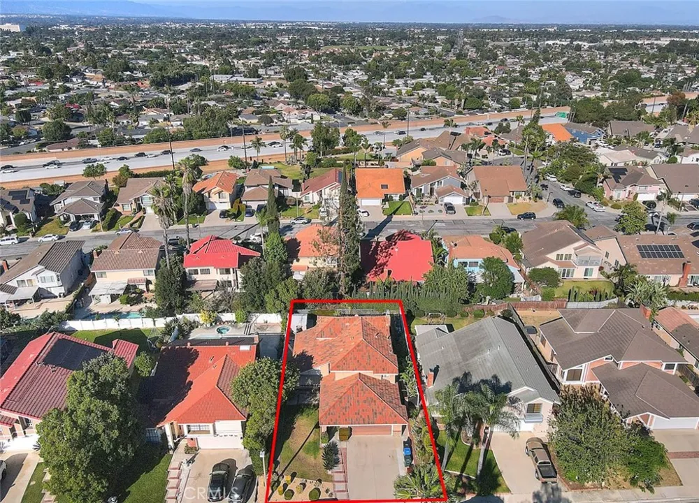 16 Sunset Ridge Pomona, CA 91766