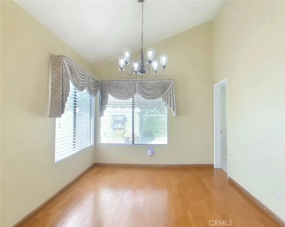 16 Sunset Ridge Pomona, CA 91766