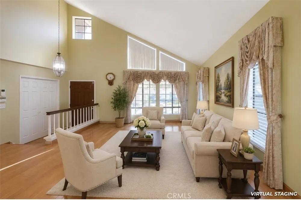 16 Sunset Ridge Pomona, CA 91766