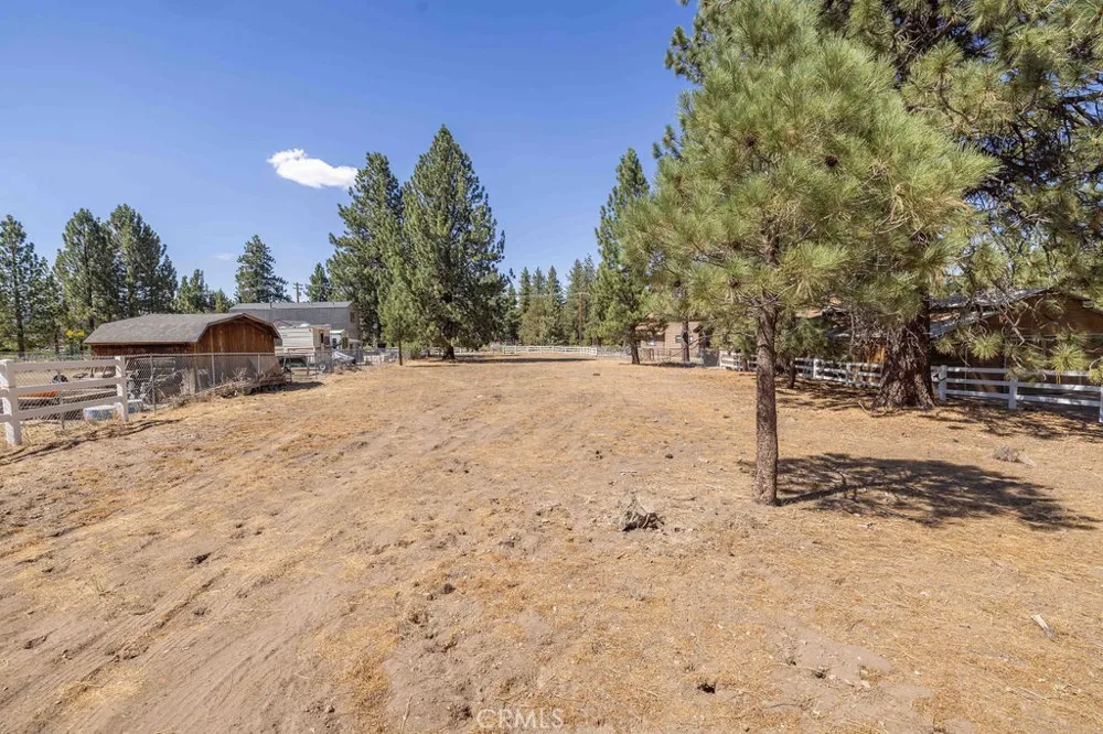 2146 Glencove Big Bear City, CA 92314