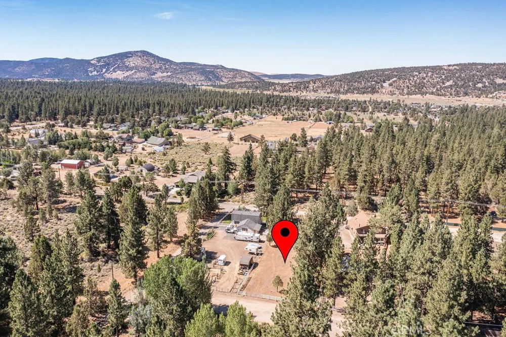 2146 Glencove Big Bear City, CA 92314