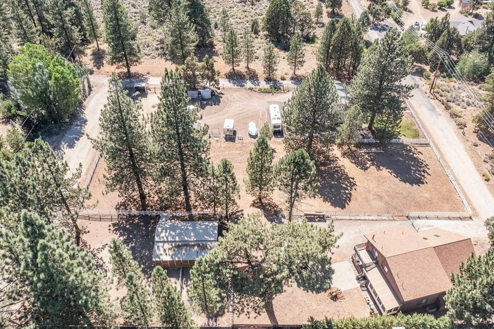 2146 Glencove Big Bear City, CA 92314