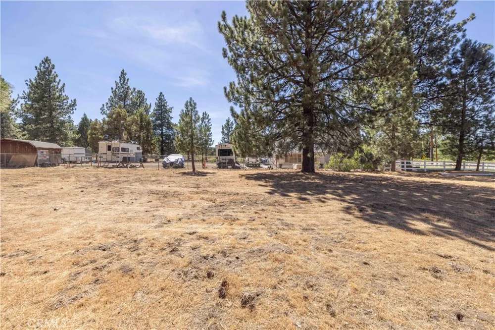 2146 Glencove Big Bear City, CA 92314