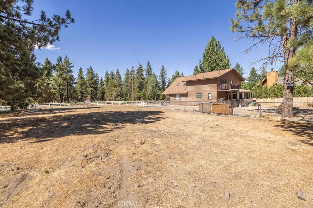 2146 Glencove Big Bear City, CA 92314
