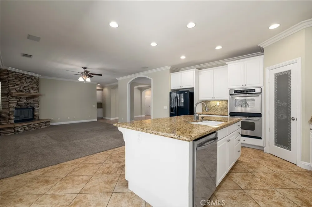 31028 Emperor Drive Canyon Lake, CA 92587
