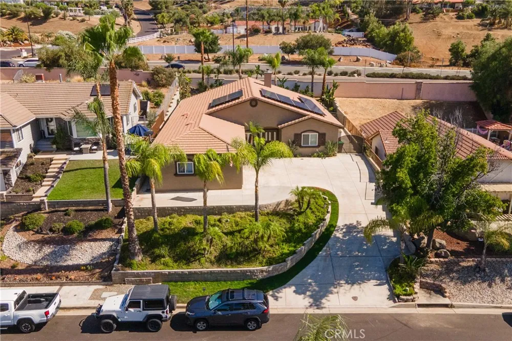 31028 Emperor Drive Canyon Lake, CA 92587