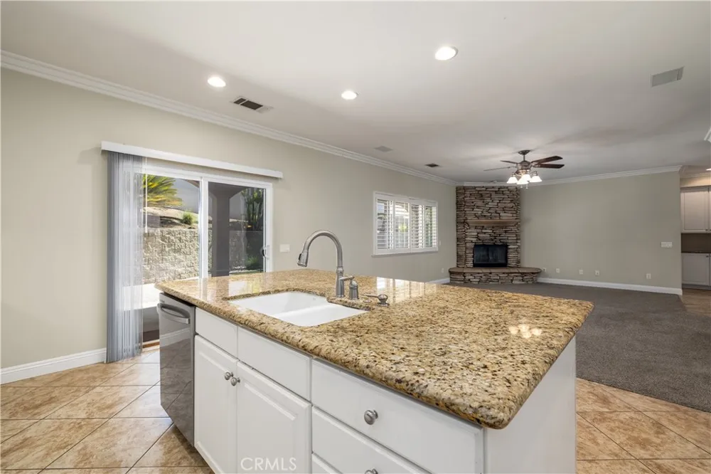 31028 Emperor Drive Canyon Lake, CA 92587