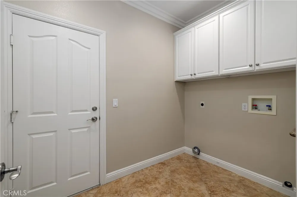 31028 Emperor Drive Canyon Lake, CA 92587