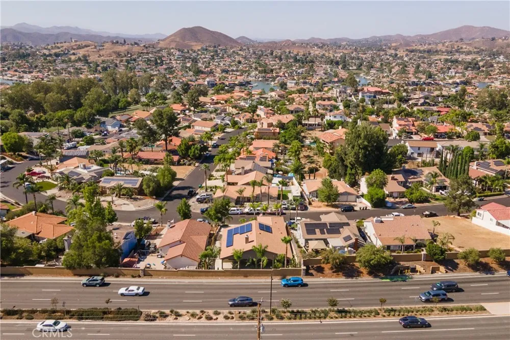 31028 Emperor Drive Canyon Lake, CA 92587