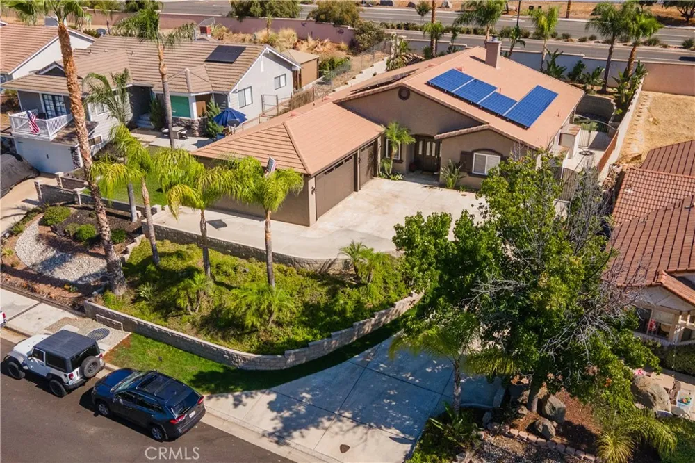 31028 Emperor Drive Canyon Lake, CA 92587