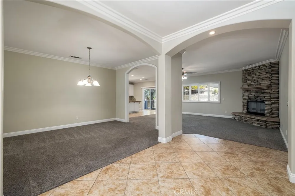 31028 Emperor Drive Canyon Lake, CA 92587