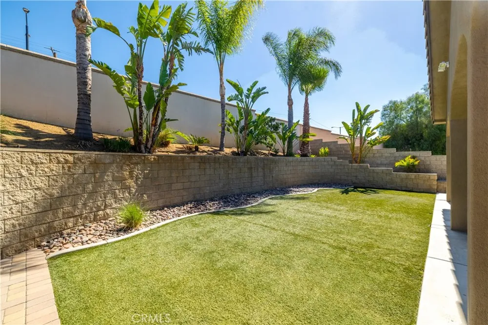 31028 Emperor Drive Canyon Lake, CA 92587