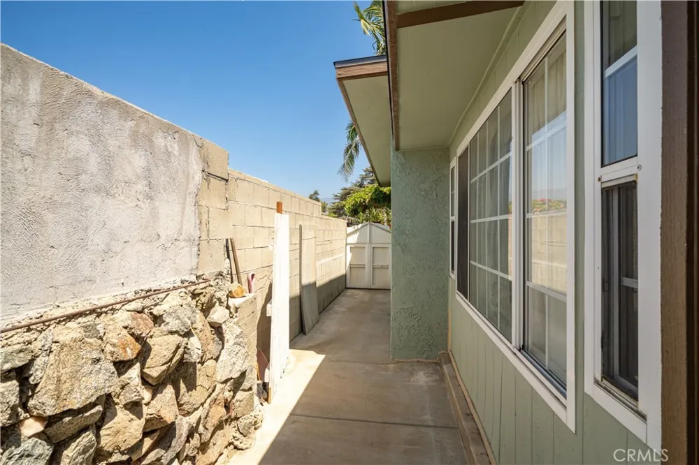 18438 E Citrus Edge Azusa, CA 91702