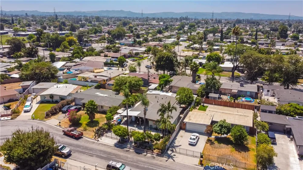 18438 E Citrus Edge Azusa, CA 91702