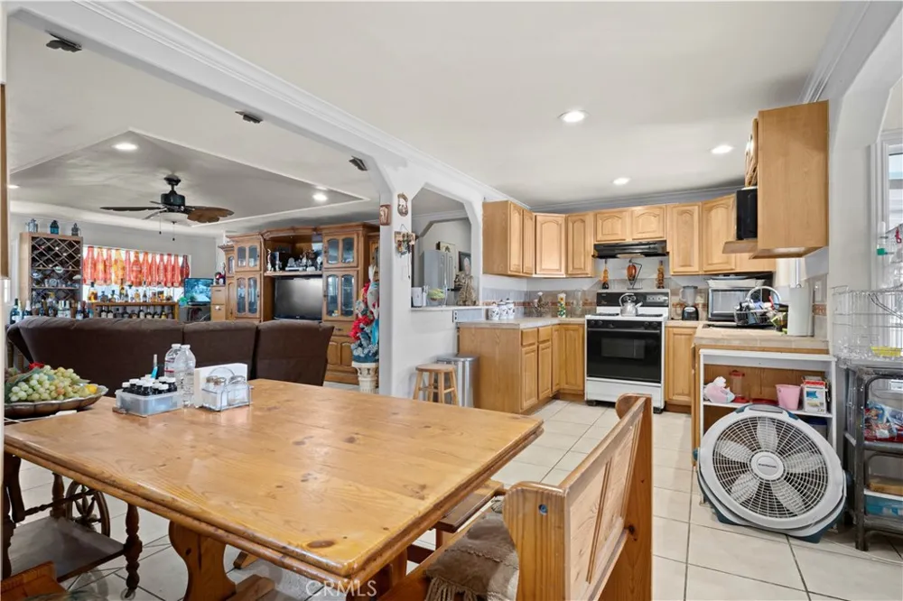 18438 E Citrus Edge Azusa, CA 91702