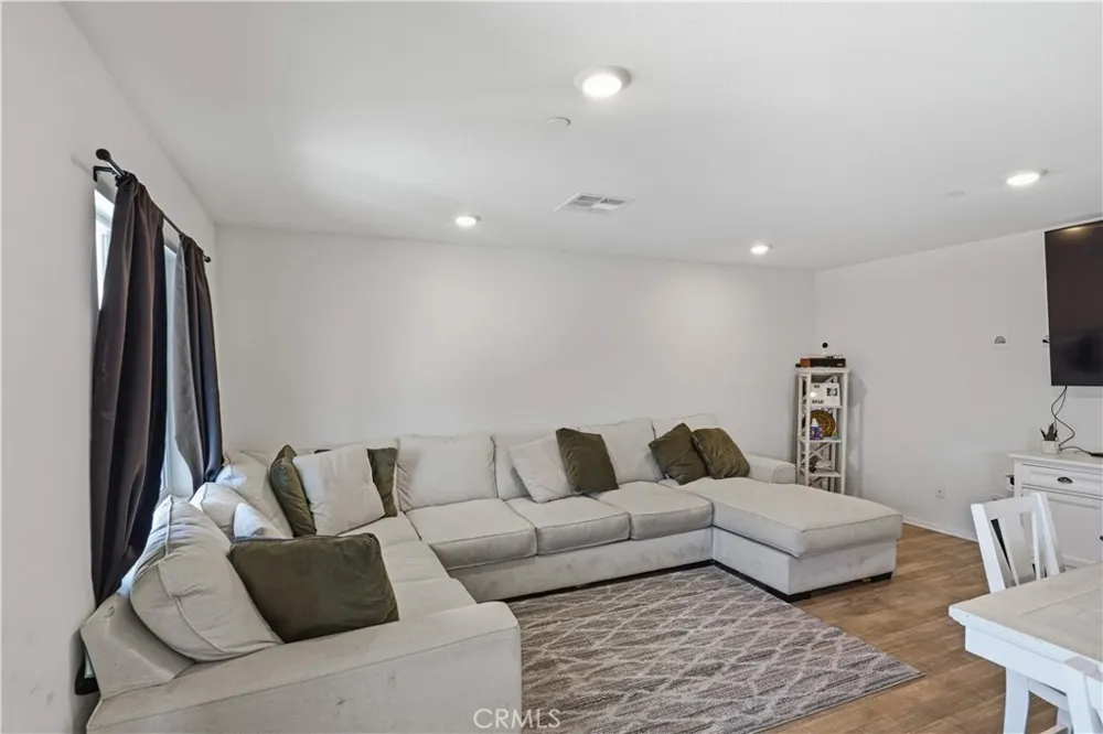 30913 Viper Court Winchester, CA 92596