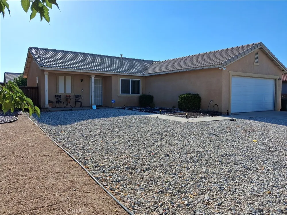 15382 Lassen Adelanto, CA 92301