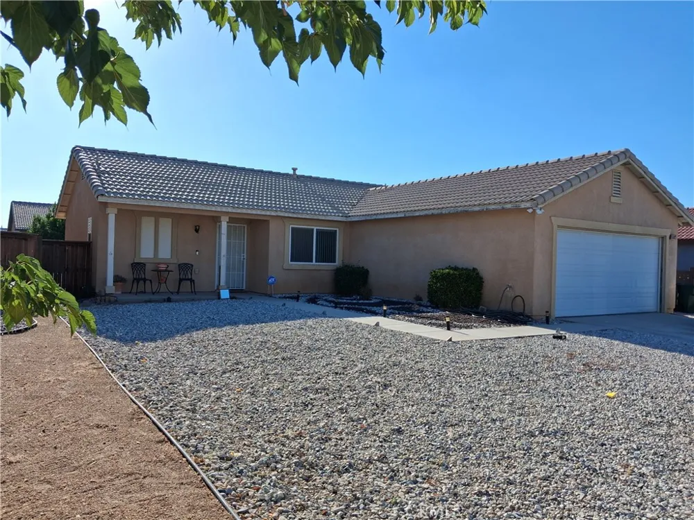 15382 Lassen Adelanto, CA 92301