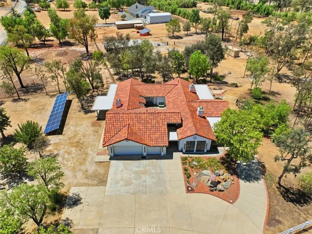 22801 Norbert Street Lake Mathews, CA 92570