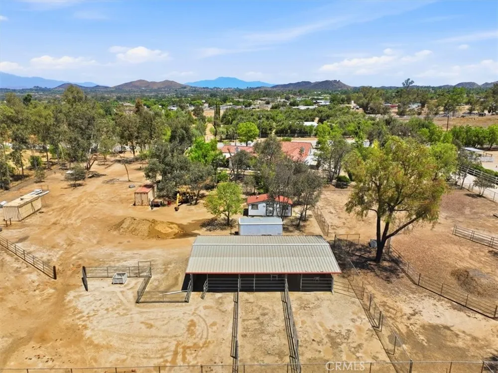 22801 Norbert Street Lake Mathews, CA 92570
