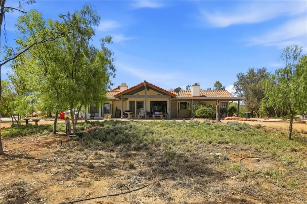 22801 Norbert Street Lake Mathews, CA 92570