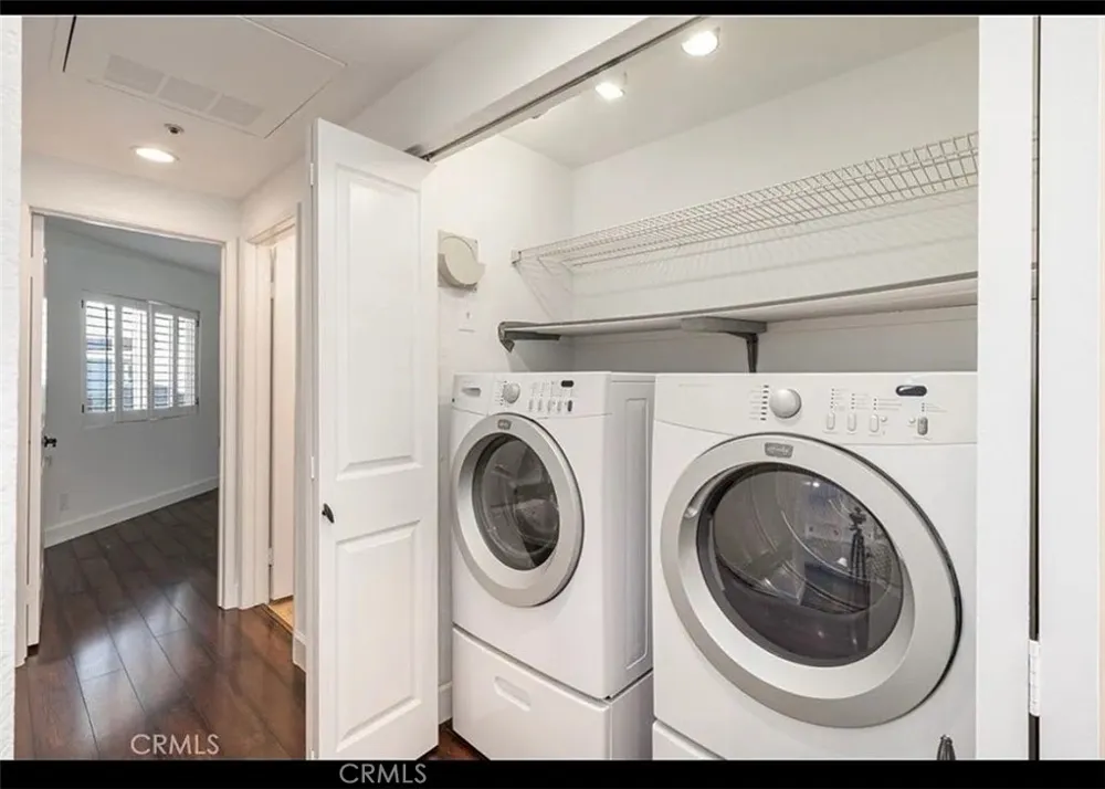 430 Lake Street Huntington Beach, CA 92648