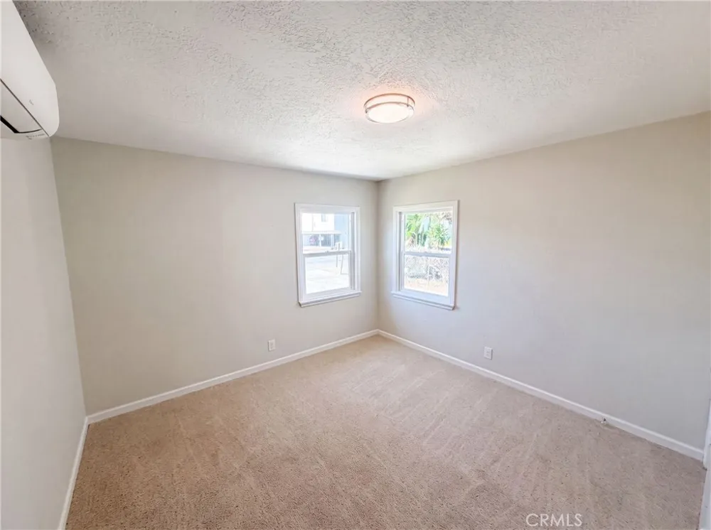 1374 El Nita Hemet, CA 92544