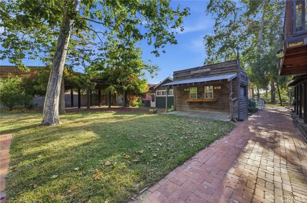 3475 Hillside Avenue Norco, CA 92860