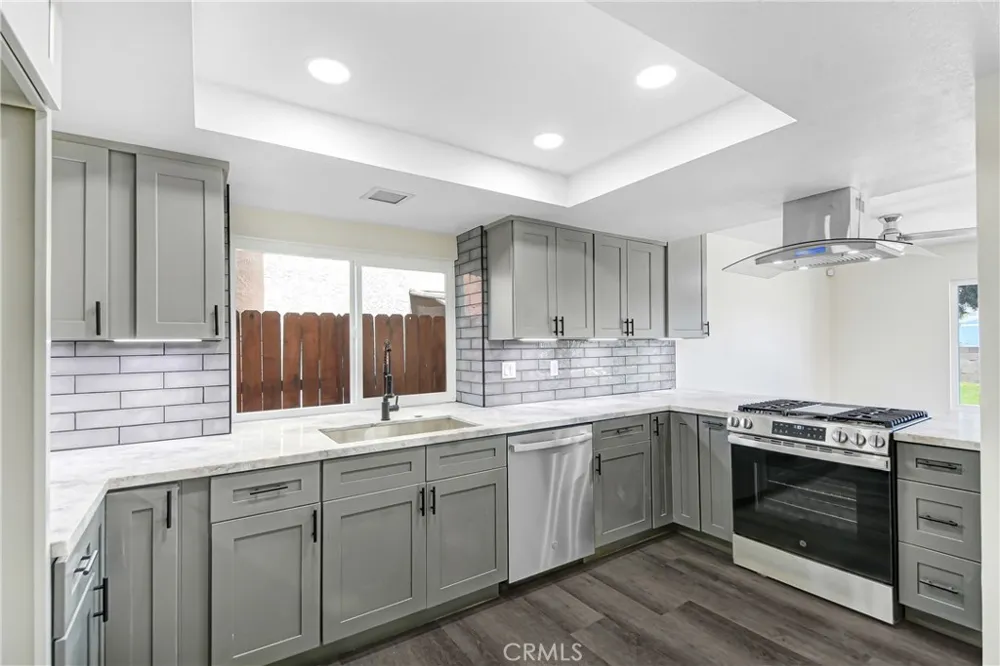 11820 Bayless Moreno Valley, CA 92557