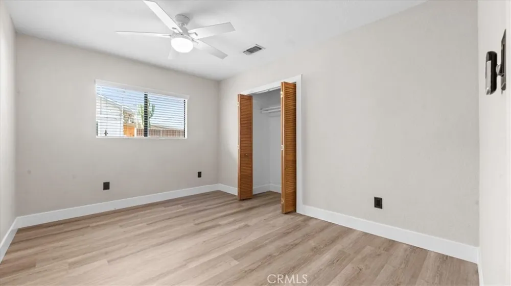 943 Orange Azusa, CA 91702