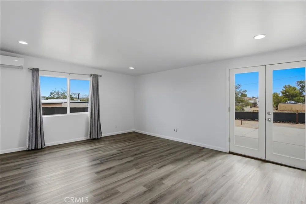 7399 Palomar Yucca Valley, CA 92284