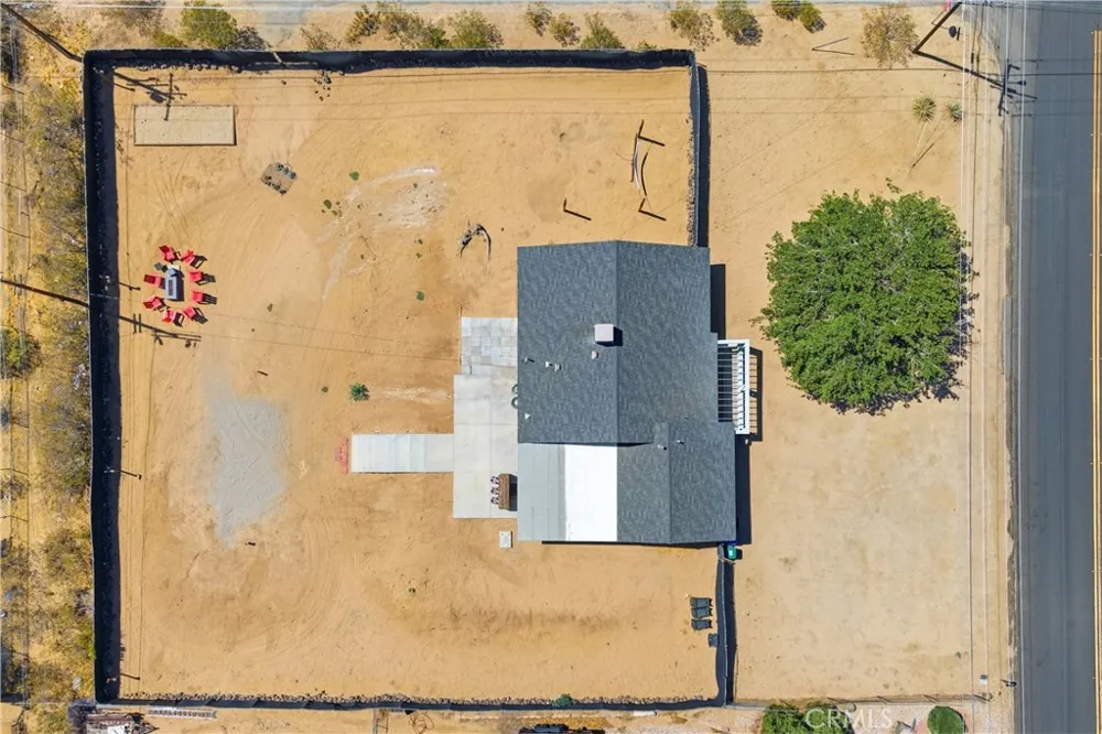 7399 Palomar Yucca Valley, CA 92284