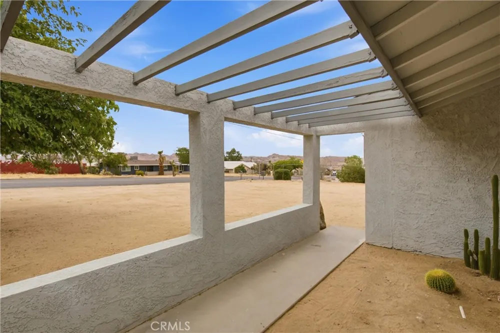 7399 Palomar Yucca Valley, CA 92284