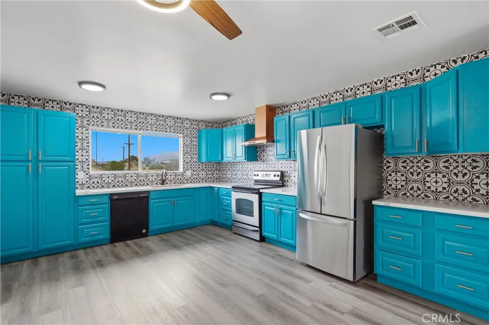 7399 Palomar Yucca Valley, CA 92284