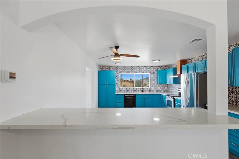 7399 Palomar Yucca Valley, CA 92284
