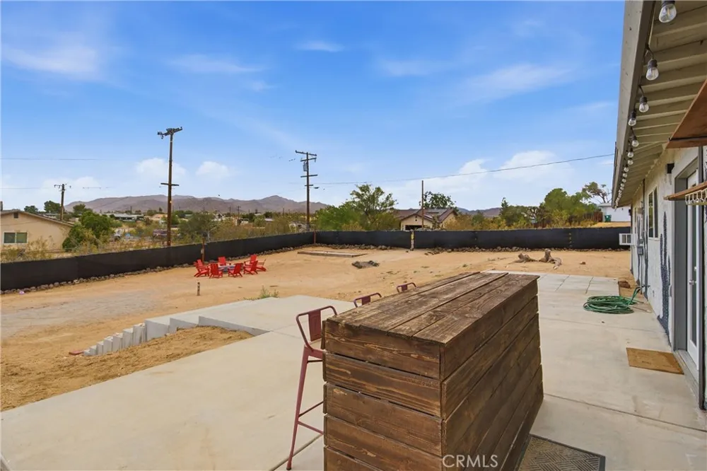 7399 Palomar Yucca Valley, CA 92284