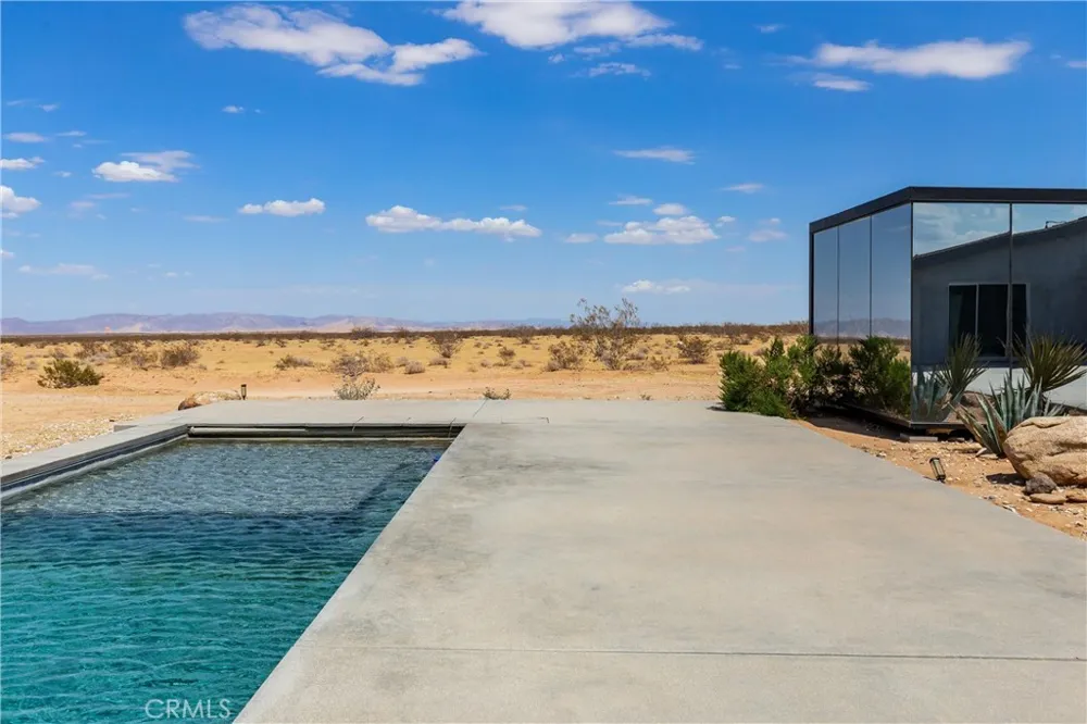 60810 Cole Landers, CA 92285