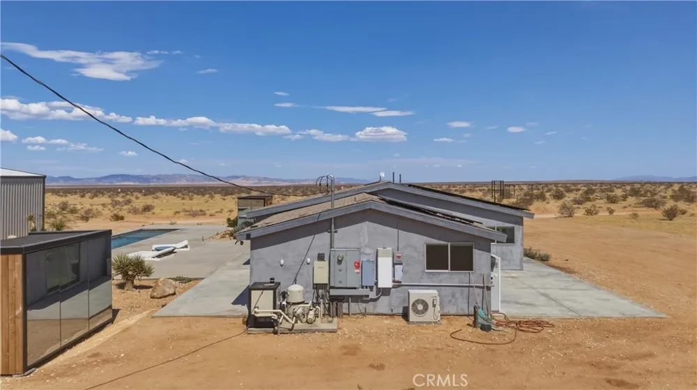 60810 Cole Landers, CA 92285
