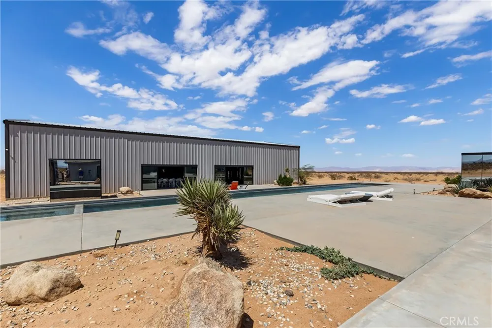 60810 Cole Landers, CA 92285