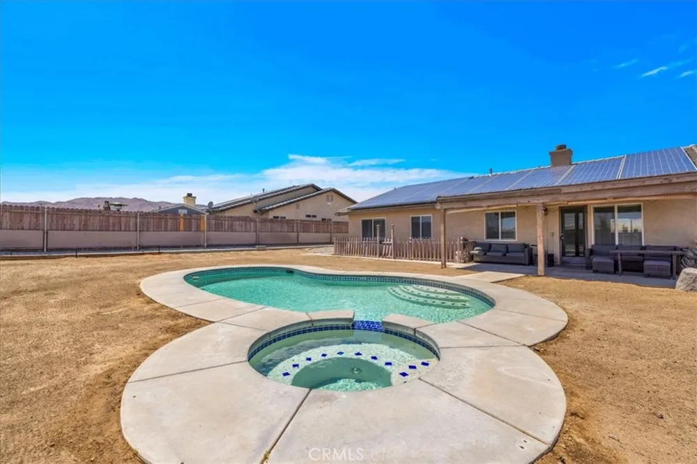 5251 Split Rock Avenue 29 Palms, CA 92277