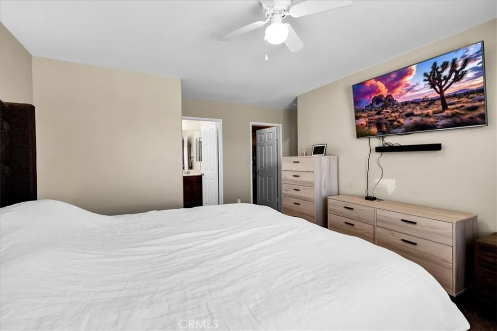 5251 Split Rock Avenue 29 Palms, CA 92277