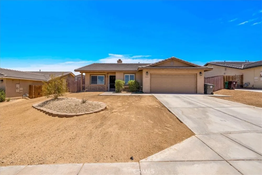 5251 Split Rock Avenue 29 Palms, CA 92277