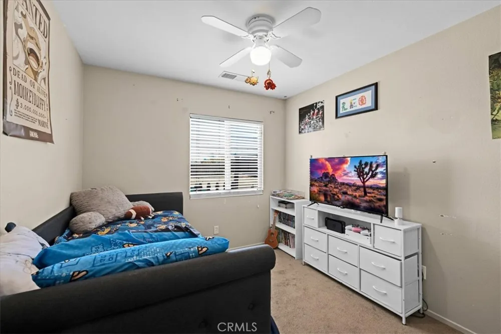 5251 Split Rock Avenue 29 Palms, CA 92277